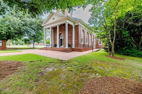 211 S Main Street Broadway NC 27505