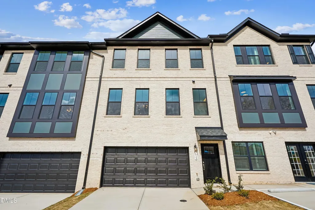 144 Midtown Rows Way Fuquay Varina NC 27526