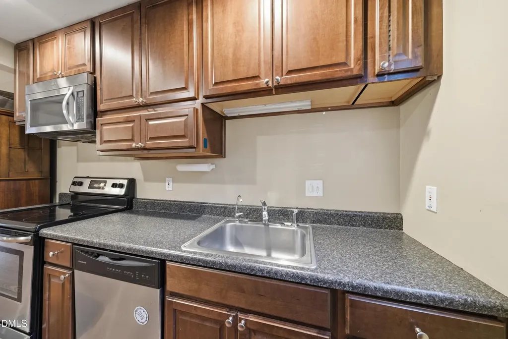 6355 New Market Way Raleigh NC 27615