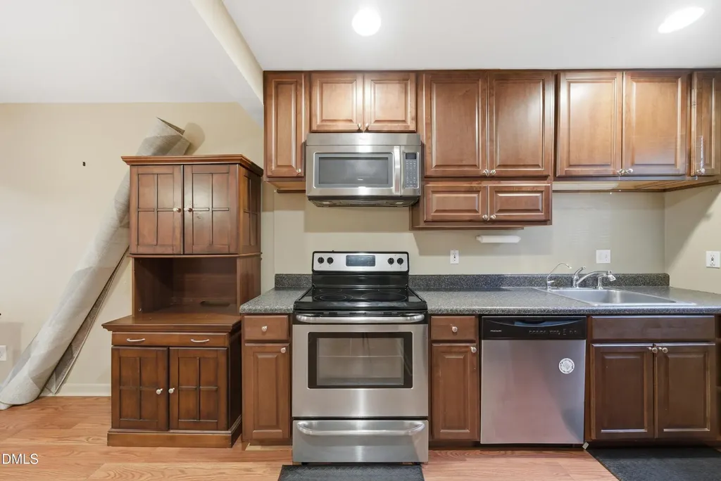 6355 New Market Way Raleigh NC 27615