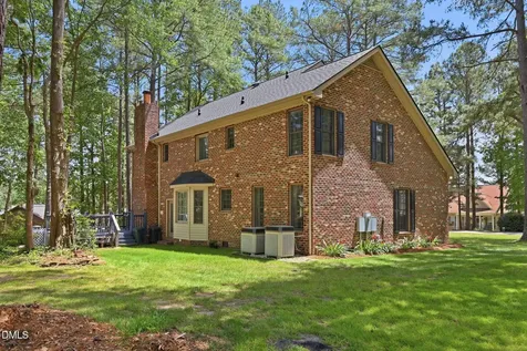151 Crown Point Sanford NC 27332