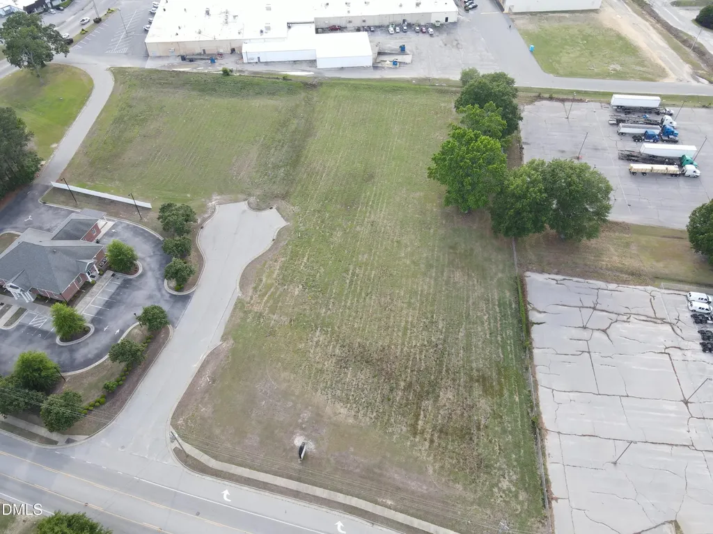 4 Four Oaks Place Dunn NC 28334