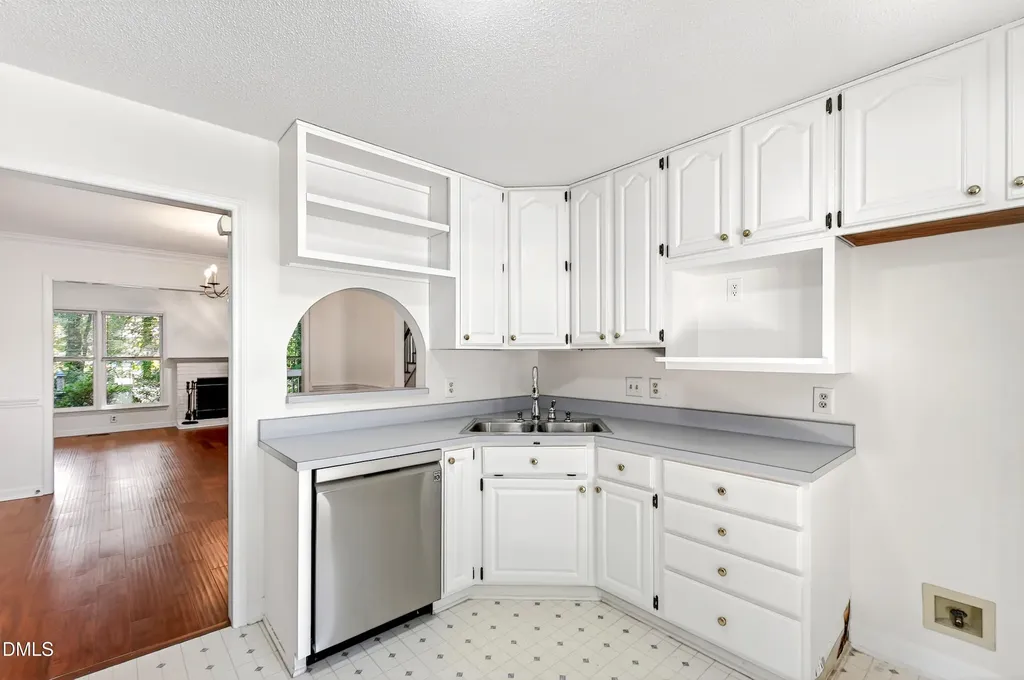 4305 Dinwiddie Court Raleigh NC 27604