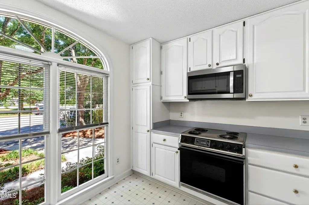 4305 Dinwiddie Court Raleigh NC 27604