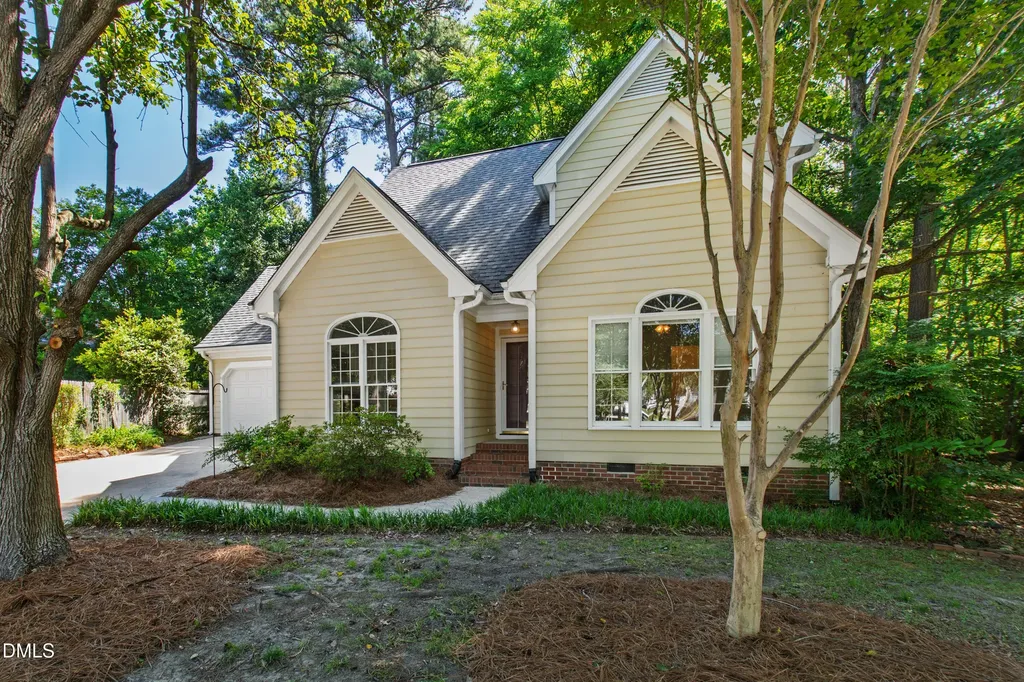 4305 Dinwiddie Court Raleigh NC 27604