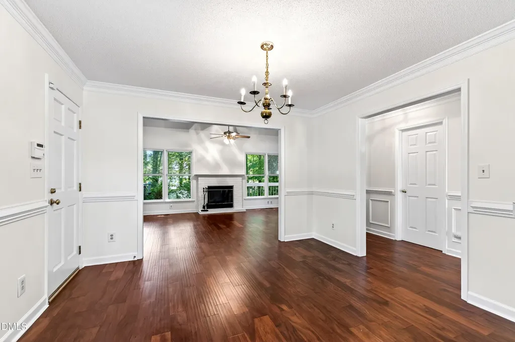 4305 Dinwiddie Court Raleigh NC 27604