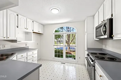 4305 Dinwiddie Court Raleigh NC 27604