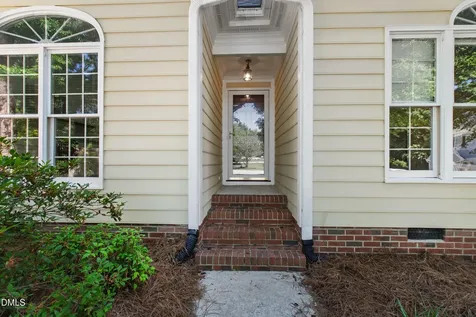 4305 Dinwiddie Court Raleigh NC 27604