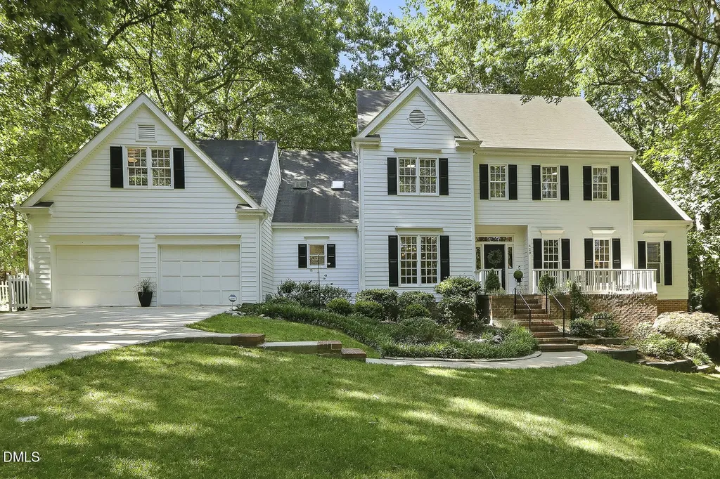 429 Grosvenor Drive Raleigh NC 27615