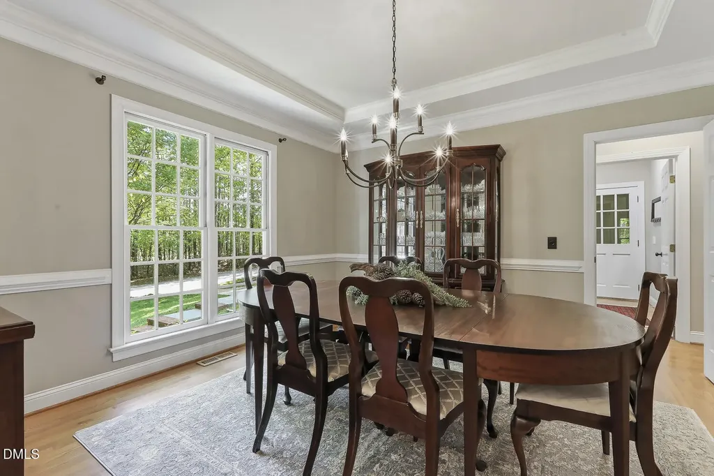 429 Grosvenor Drive Raleigh NC 27615