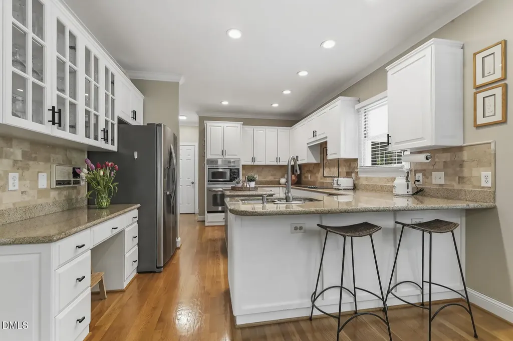 429 Grosvenor Drive Raleigh NC 27615