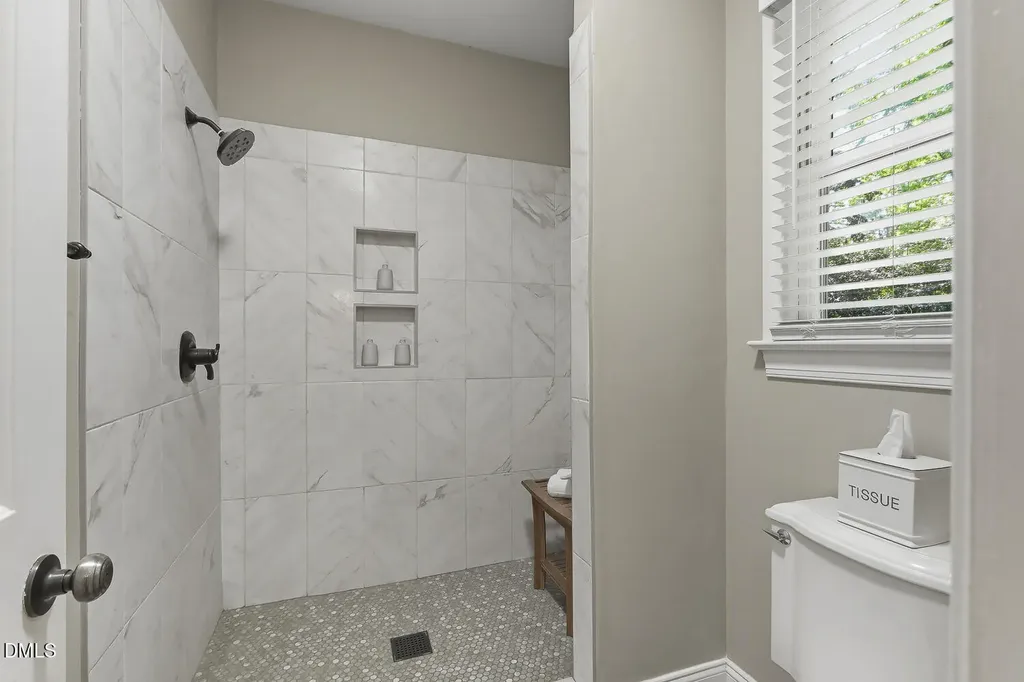 429 Grosvenor Drive Raleigh NC 27615