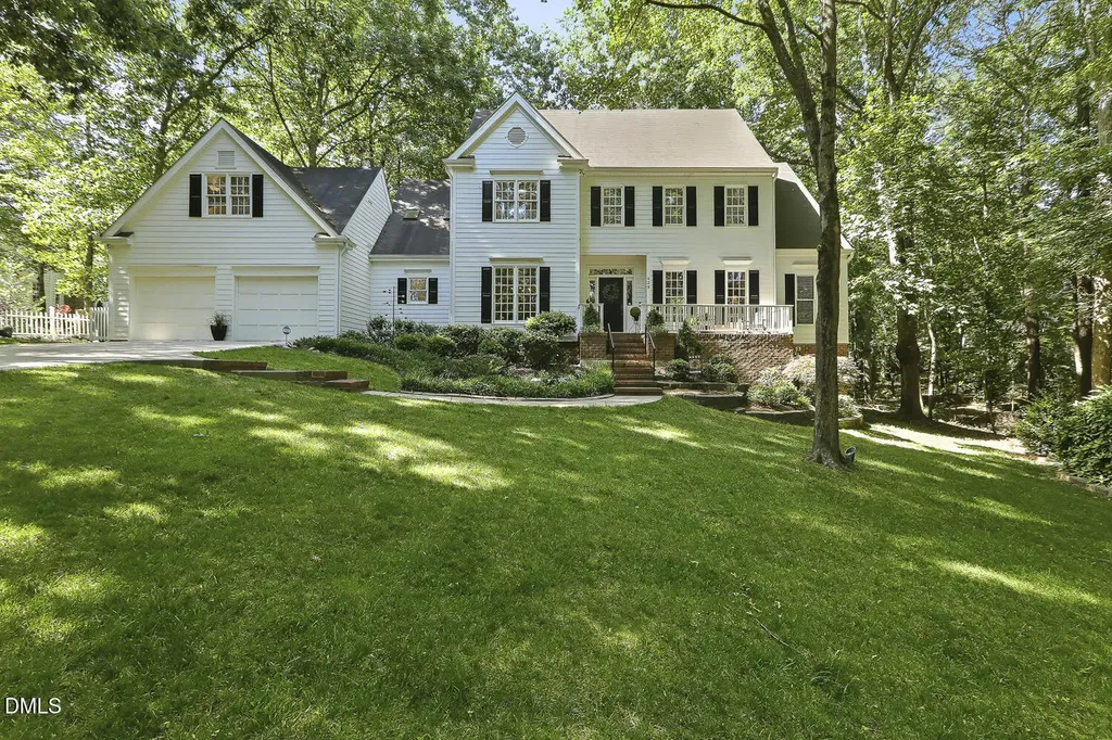 429 Grosvenor Drive Raleigh NC 27615