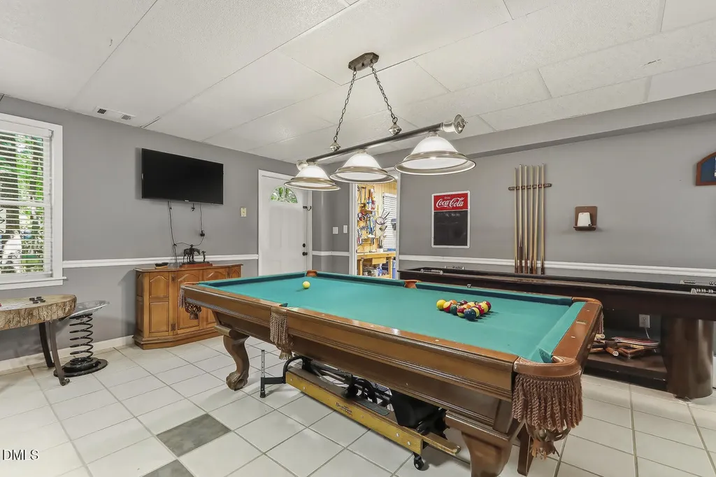429 Grosvenor Drive Raleigh NC 27615