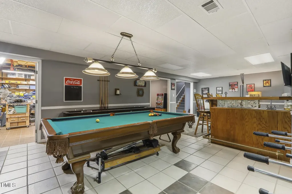429 Grosvenor Drive Raleigh NC 27615