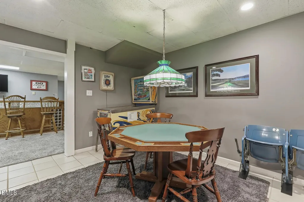 429 Grosvenor Drive Raleigh NC 27615