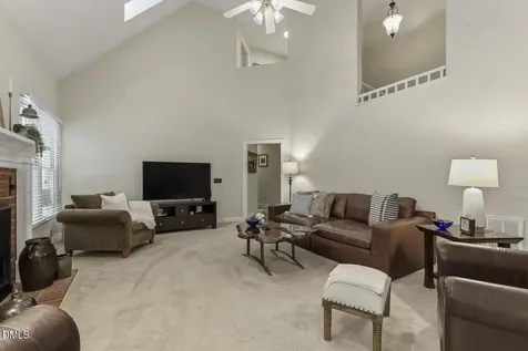 429 Grosvenor Drive Raleigh NC 27615