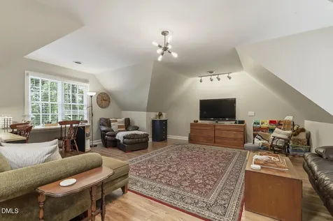 429 Grosvenor Drive Raleigh NC 27615