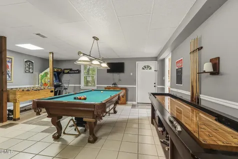 429 Grosvenor Drive Raleigh NC 27615