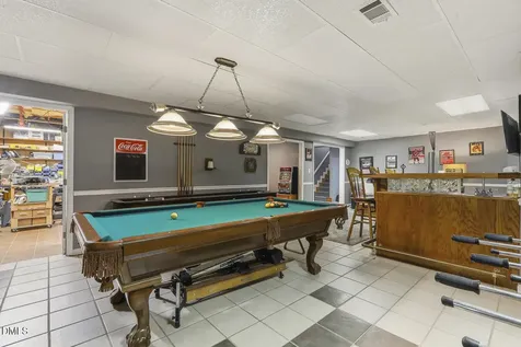 429 Grosvenor Drive Raleigh NC 27615