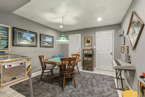 429 Grosvenor Drive Raleigh NC 27615