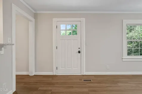 409 Forest Avenue Broadway NC 27505