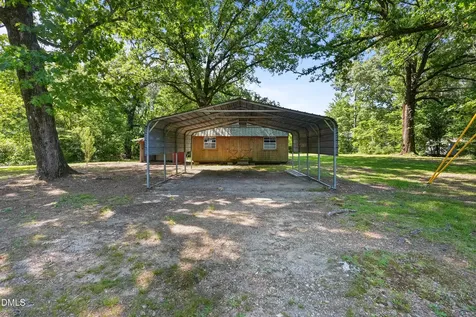 409 Forest Avenue Broadway NC 27505