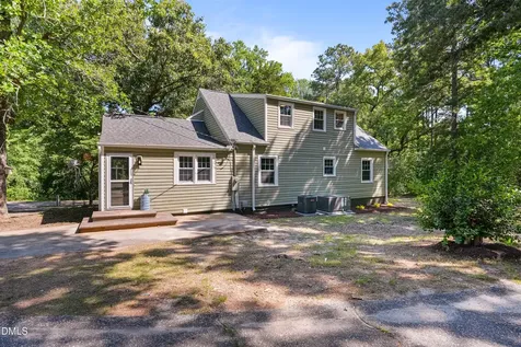 409 Forest Avenue Broadway NC 27505
