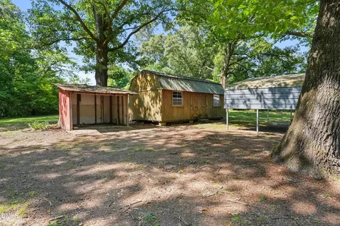 409 Forest Avenue Broadway NC 27505