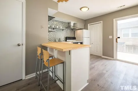 135 Coleridge Court Carrboro NC 27510