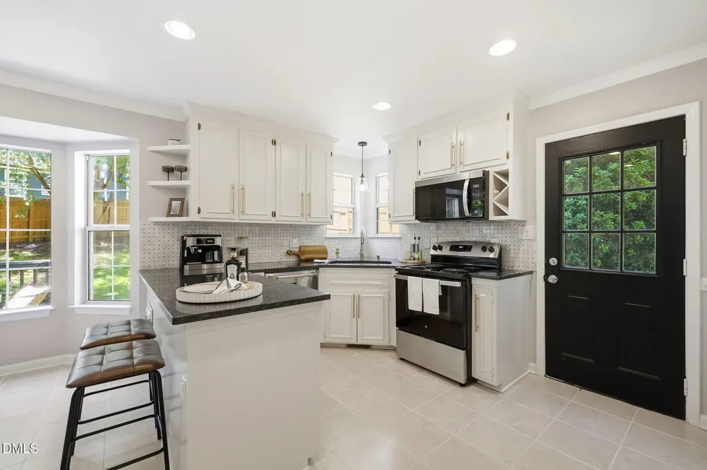 4625 Timberhurst Drive Raleigh NC 27612