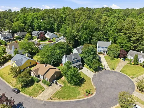 4625 Timberhurst Drive Raleigh NC 27612