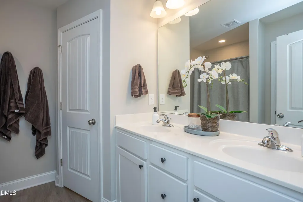 145 E Porthaven Way Clayton NC 27527