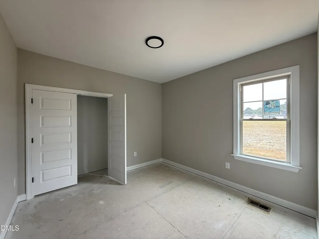 193 Royal Avenue Selma NC 27576