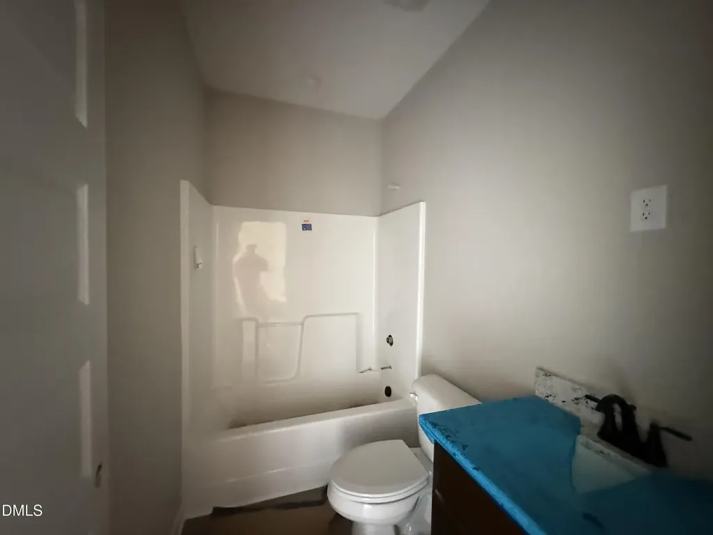 193 Royal Avenue Selma NC 27576