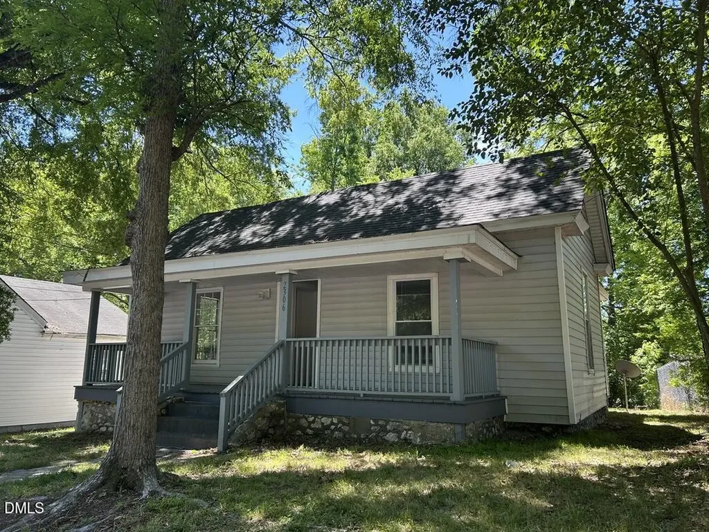 2306 Ashe Street Durham NC 27703