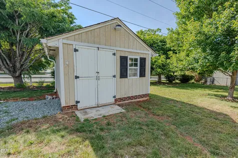 104 Cale Drive Burlington NC 27215