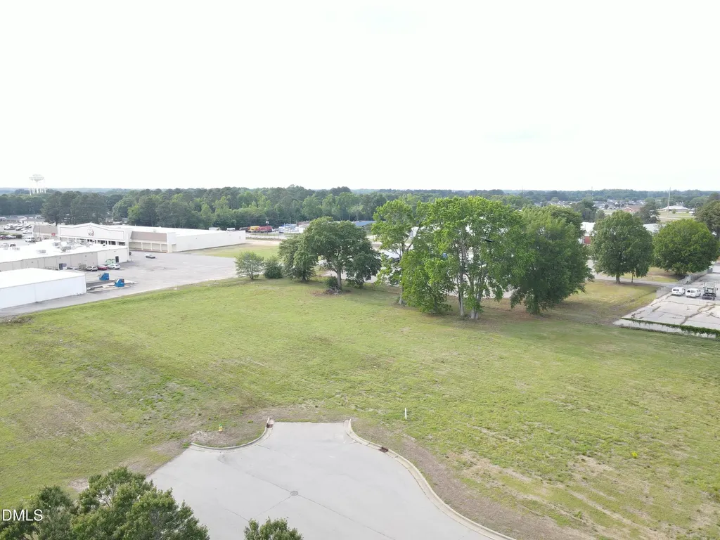 3 Four Oaks Place Dunn NC 28334