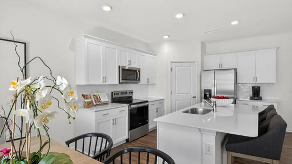 386 Rusling Leaf Drive Fuquay Varina NC 27526