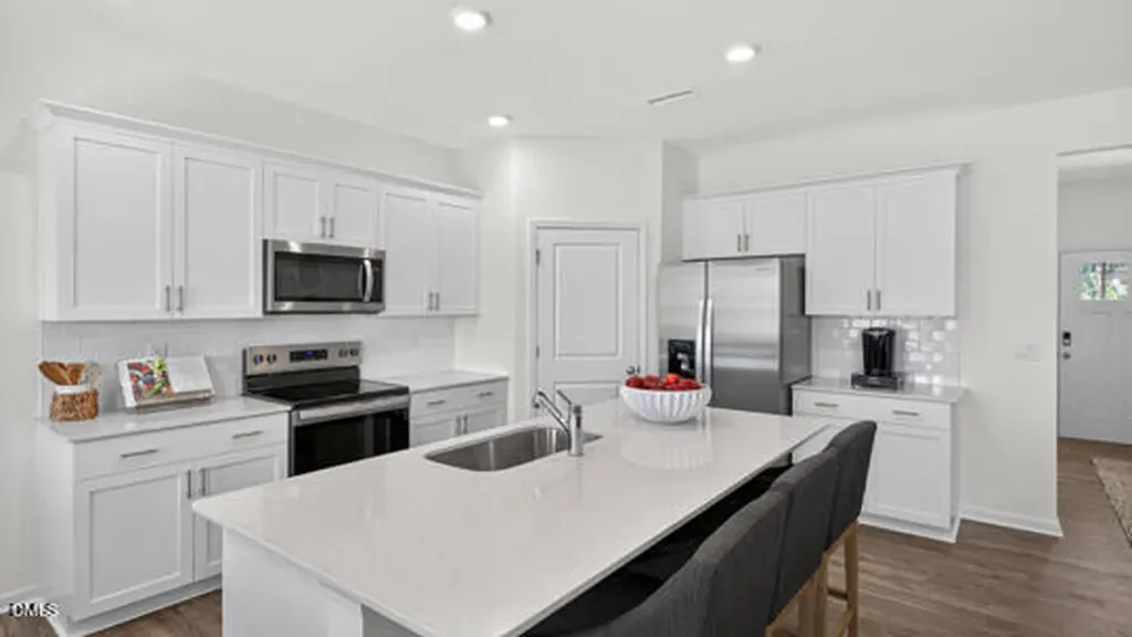 386 Rusling Leaf Drive Fuquay Varina NC 27526