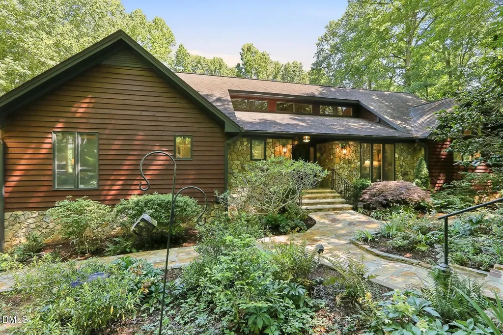 8208 Aberloch Court Raleigh NC 27606