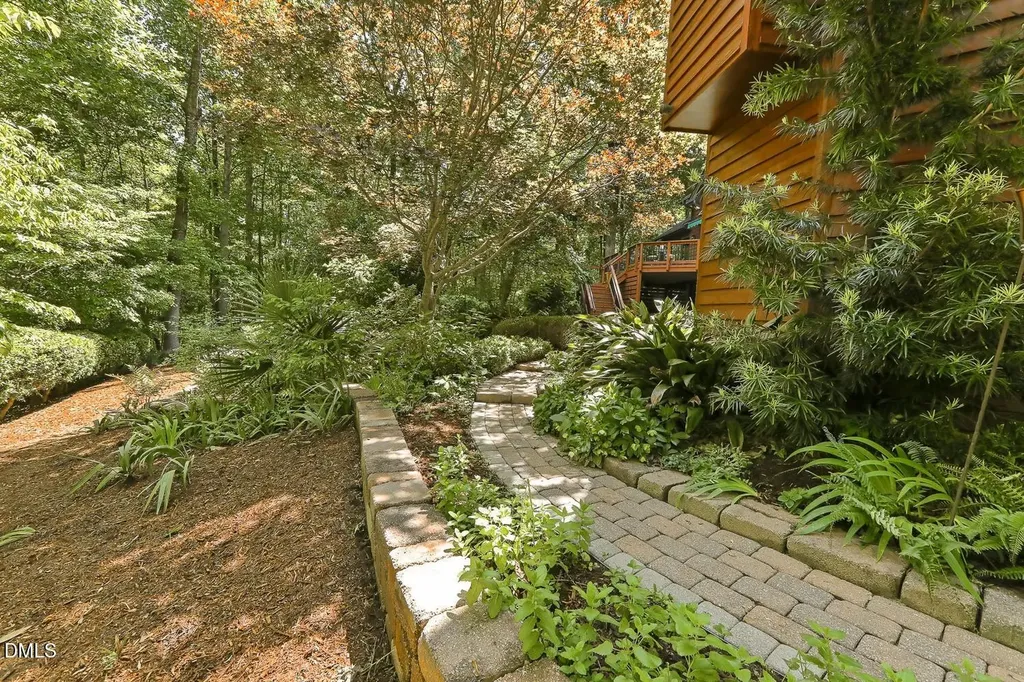 8208 Aberloch Court Raleigh NC 27606