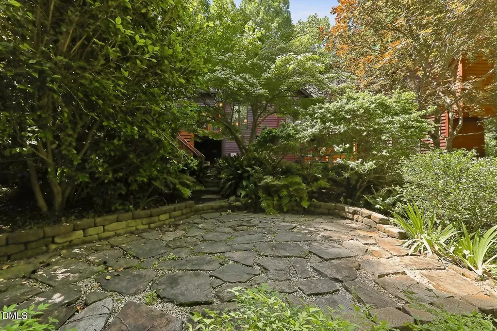 8208 Aberloch Court Raleigh NC 27606
