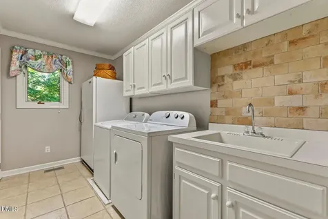 8208 Aberloch Court Raleigh NC 27606