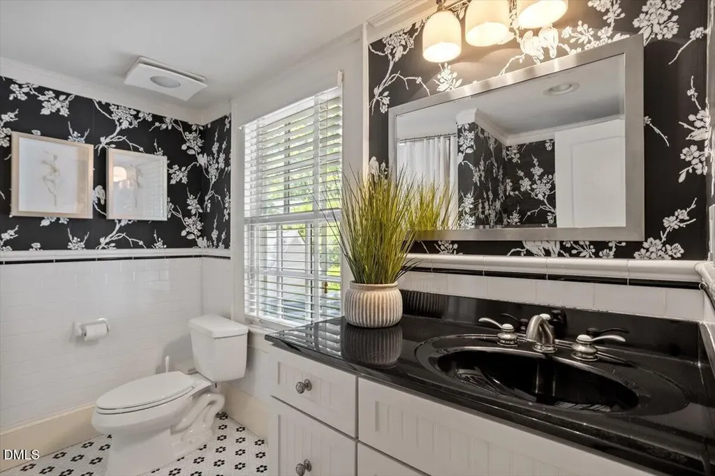 2605 Lochmore Drive Raleigh NC 27608