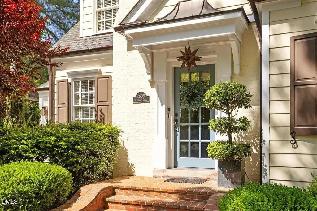 2605 Lochmore Drive Raleigh NC 27608