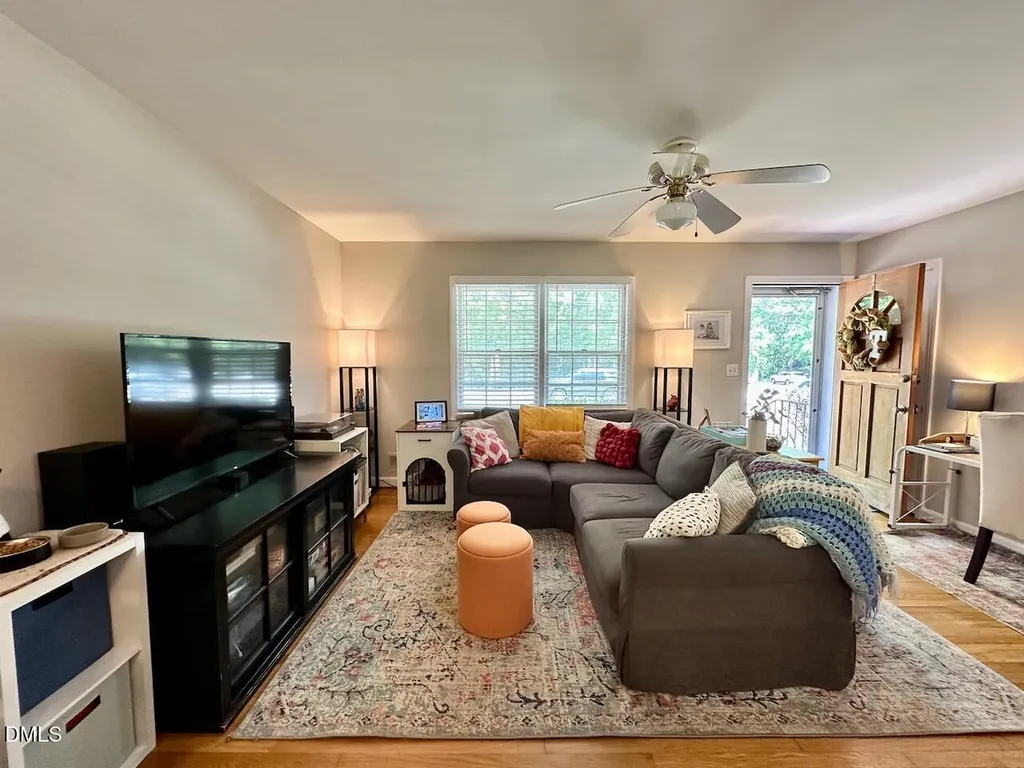 2813 Barmettler Street Raleigh NC 27607