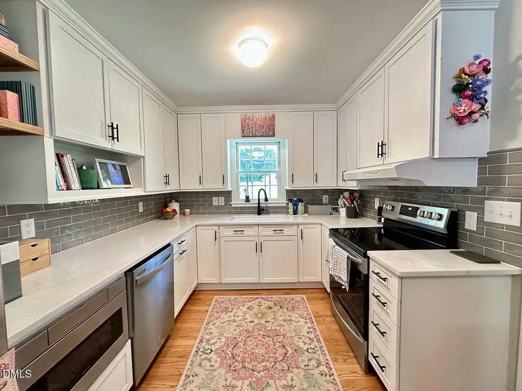 2813 Barmettler Street Raleigh NC 27607