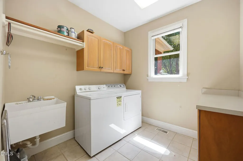 1017 Old Meetinghouse Way Raleigh NC 27615