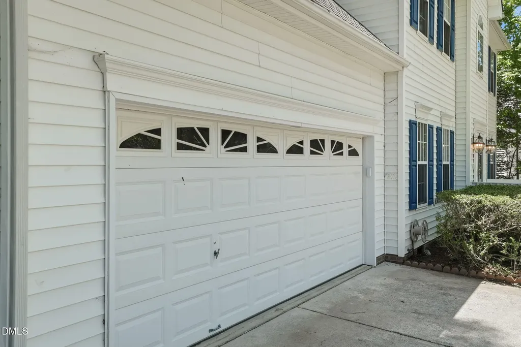 3612 Dewing Drive Raleigh NC 27616